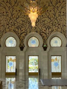 Sheikh Zayed Mosque interior