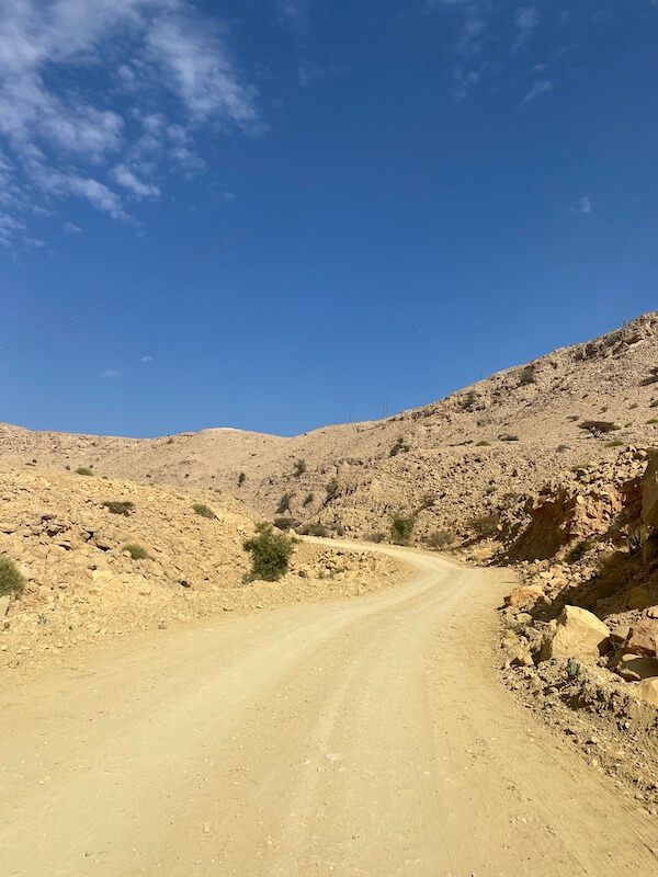 mountain drive from qalhat oman