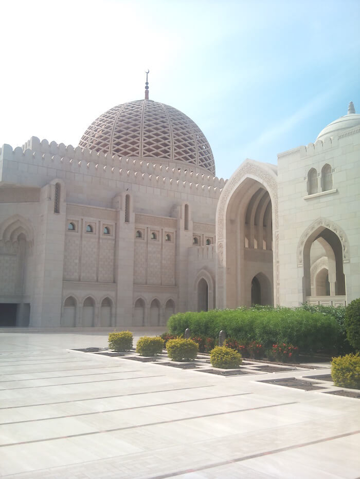 sultan qaboos mosque muscat oman